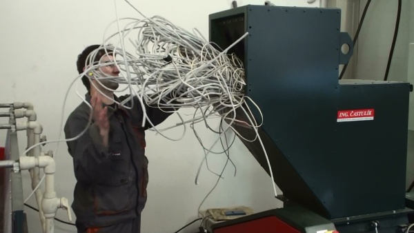 Broyeur à lames MN 300