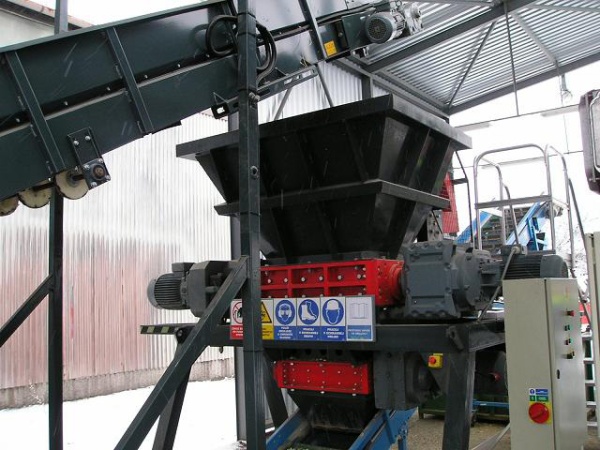 Cisaille rotative à 4 axes ARIES